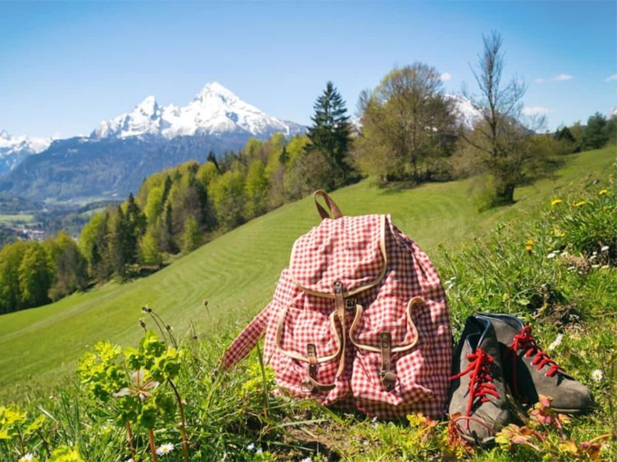 Bed And Breakfast - Die Aelplersuit Fuer Backpackers Im Berghuesli Linthal Exteriör bild